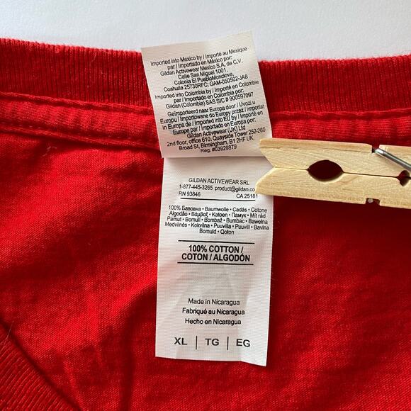 Cleveland Indians Shirt Unisex Size XL Nordic Print Christmas T-Shirt Red/White - Picture 6 of 7